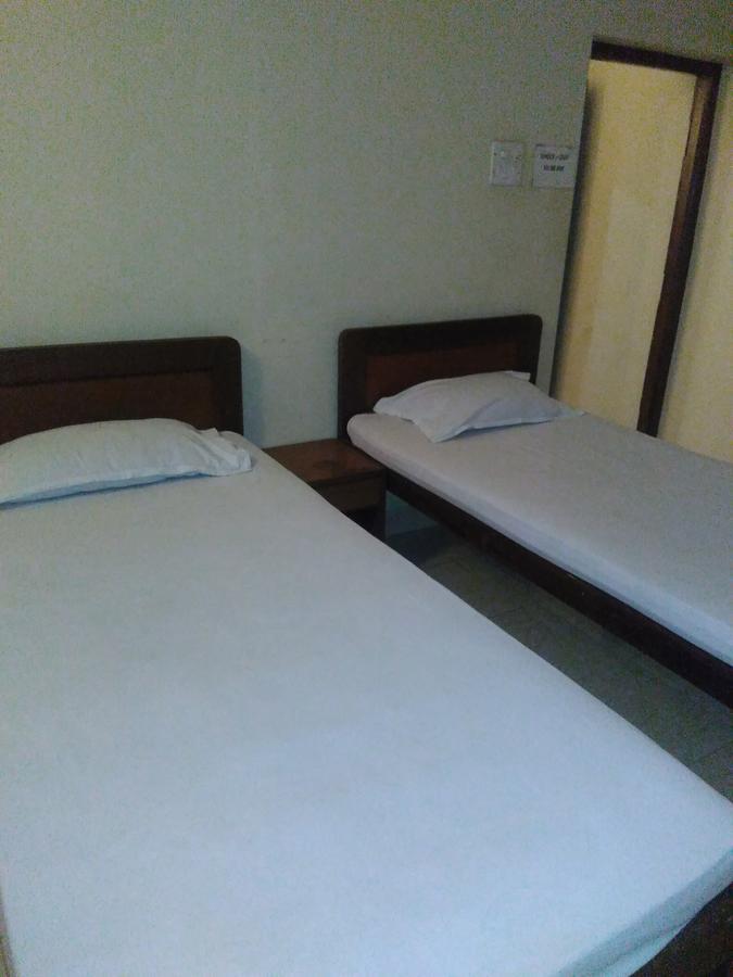 Palm Grove Hotel กาเวลอสซิม ภายนอก รูปภาพ